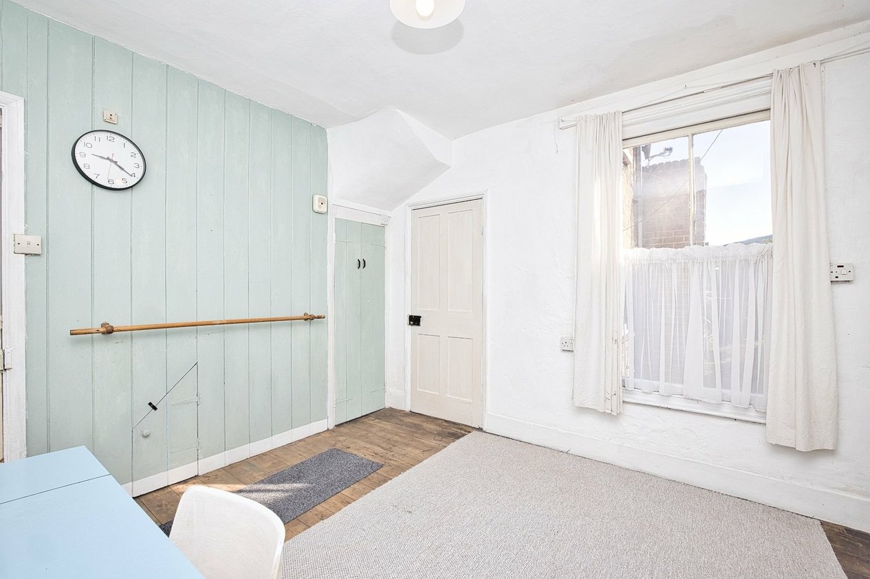 Properties Under Offer in Newington Road Ramsgate