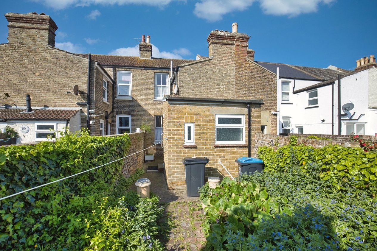 Properties Under Offer in Newington Road Ramsgate