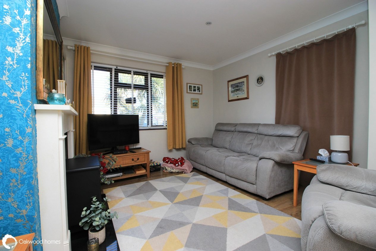 Properties Under Offer in Nicholas Drive Cliffsend