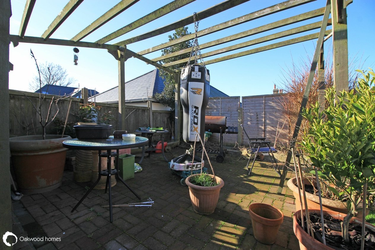 Properties Under Offer in Nicholas Drive Cliffsend