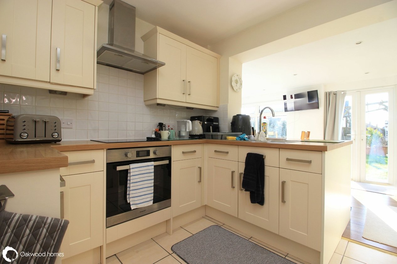 Properties Under Offer in Nicholas Drive Cliffsend