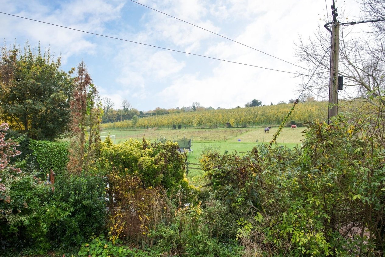 Properties Sold Subject To Contract in Nickle Farm Chartham