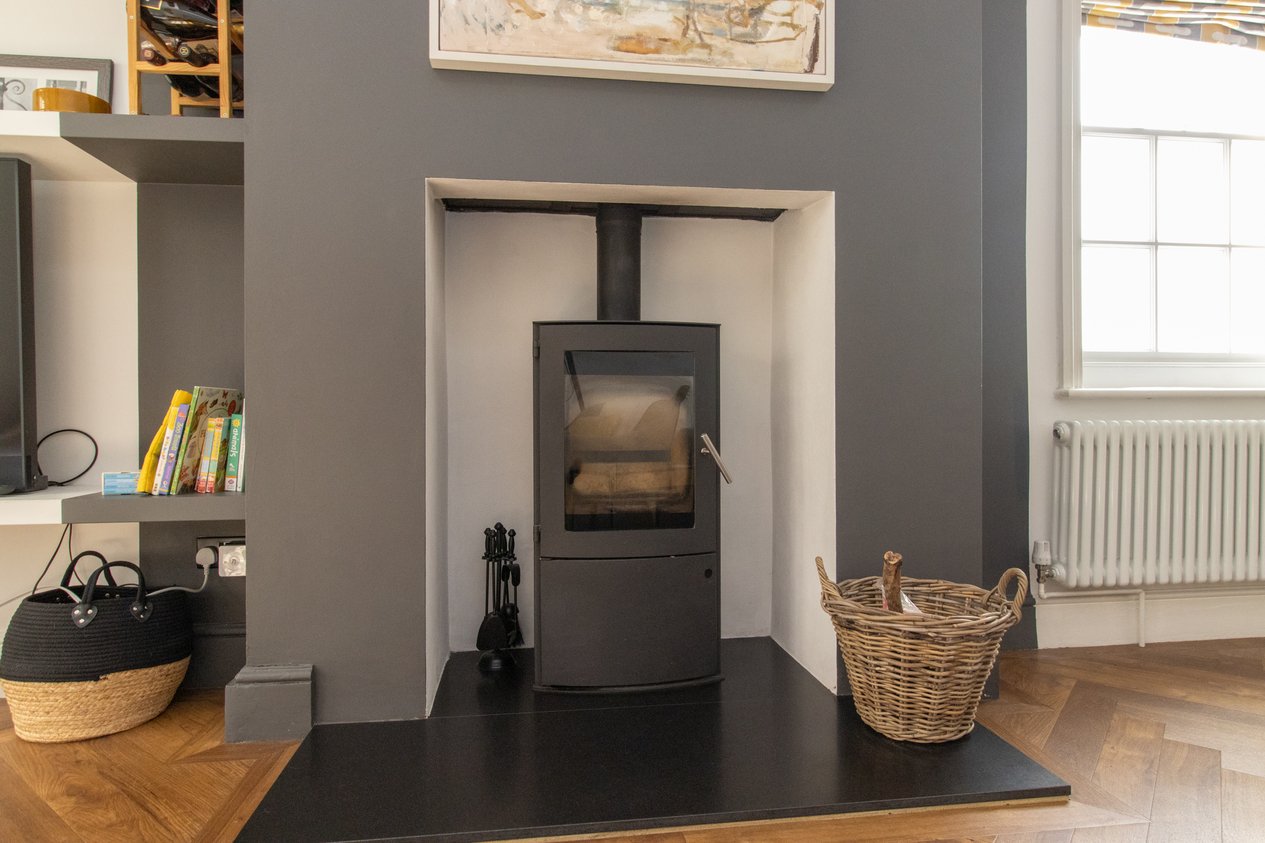 Properties Under Offer in Nightingale Place Margate