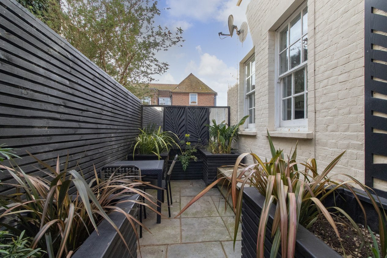 Properties Under Offer in Nightingale Place Margate