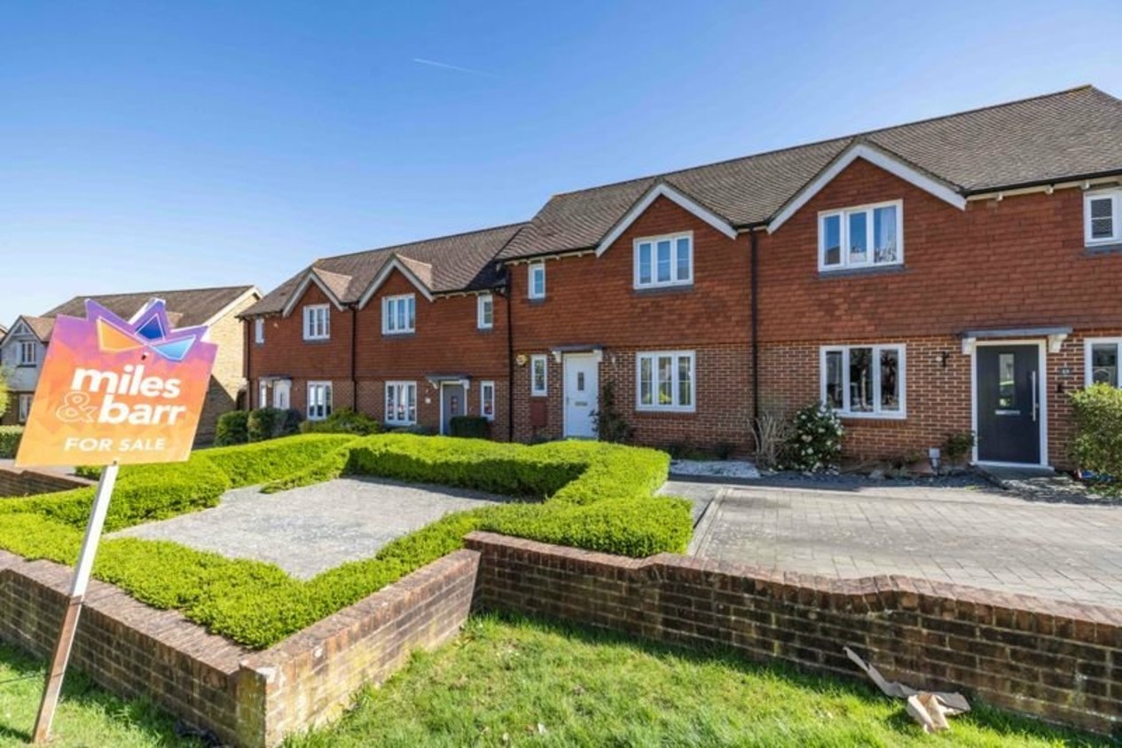 Properties Under Offer in Normandy Way Ashford