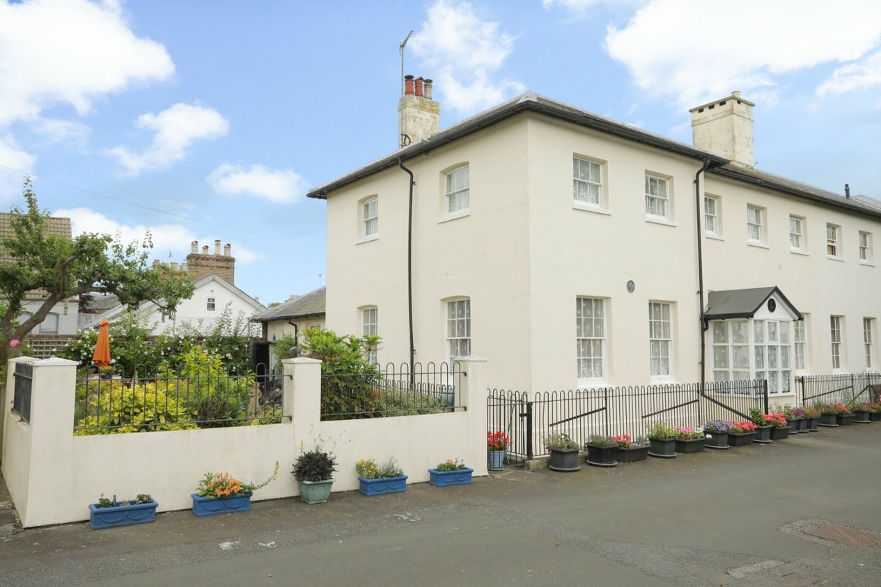 Properties For Sale in North Barracks Walmer