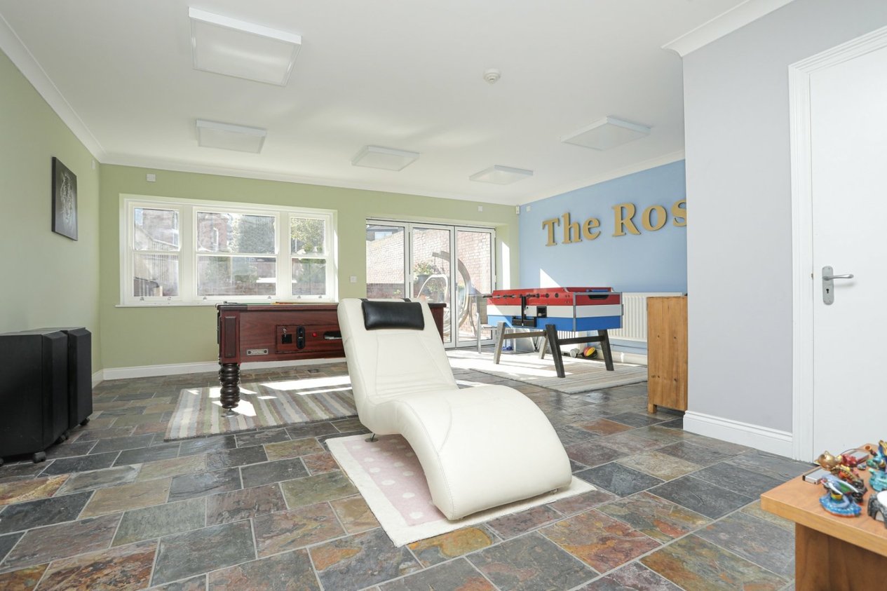 Properties For Sale in North Foreland Avenue Broadstairs