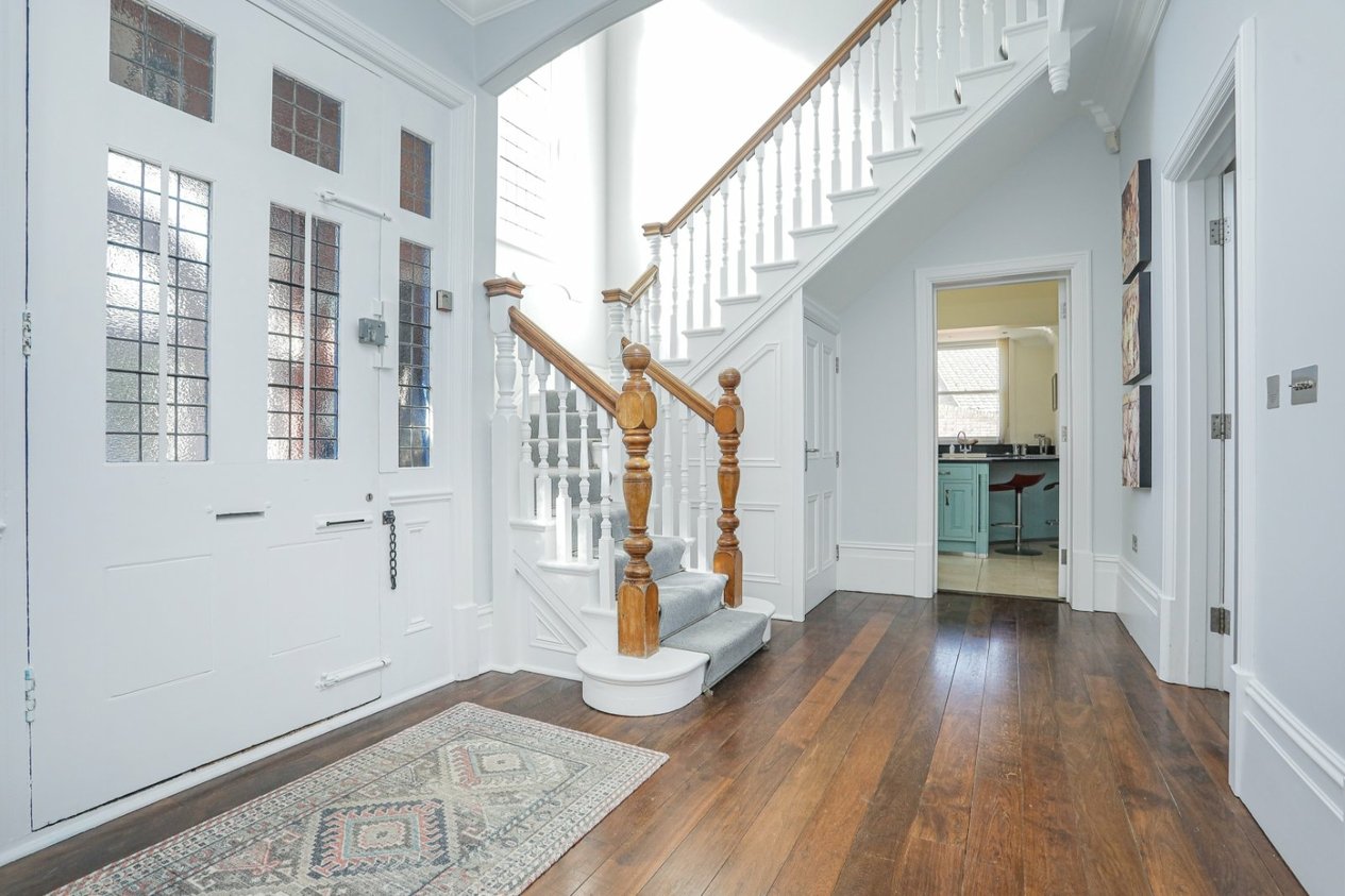 Properties For Sale in North Foreland Avenue Broadstairs