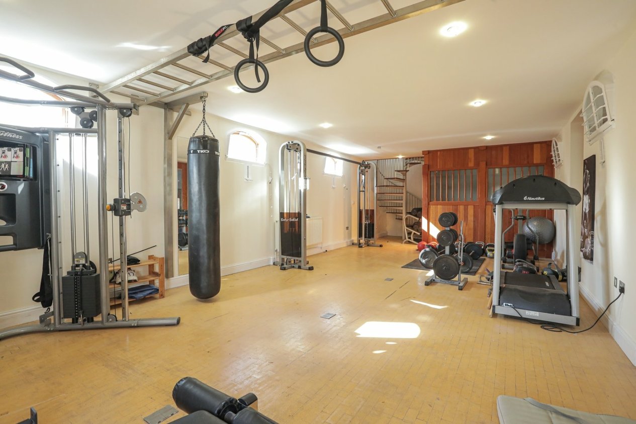Properties For Sale in North Foreland Avenue Broadstairs