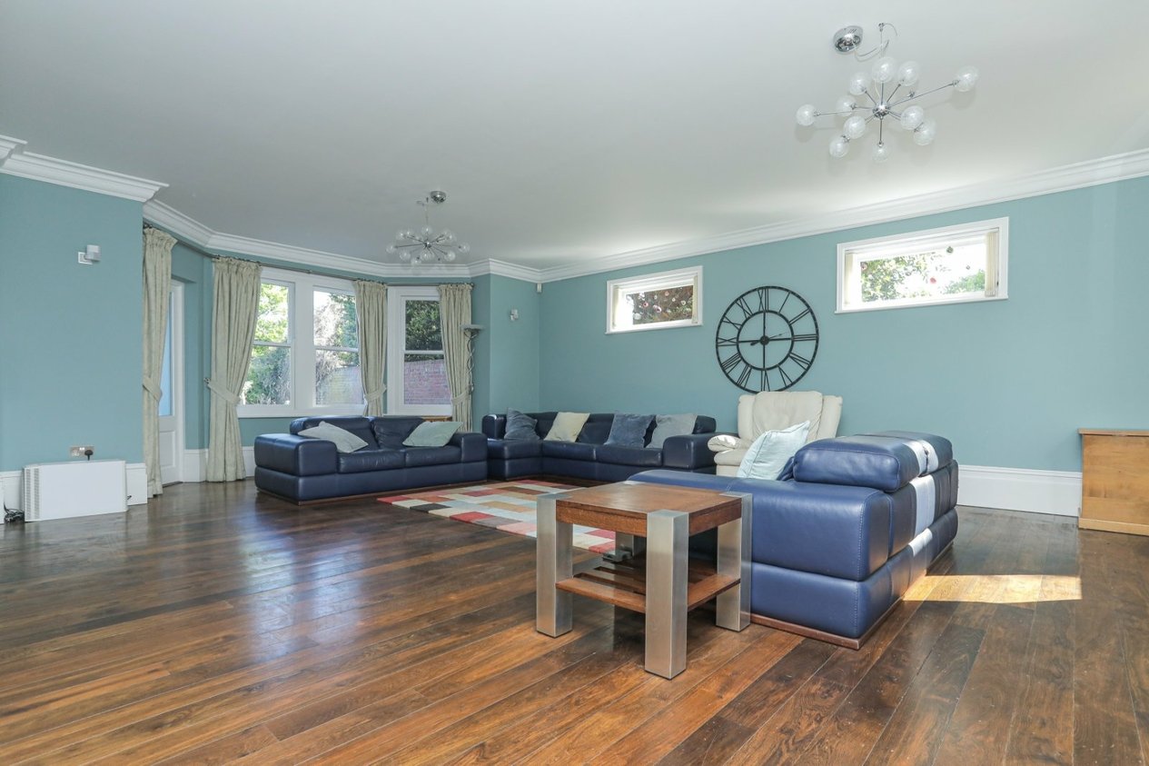 Properties For Sale in North Foreland Avenue Broadstairs