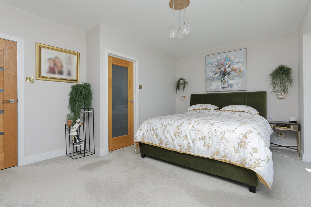 Properties Under Offer in North Foreland Avenue Broadstairs