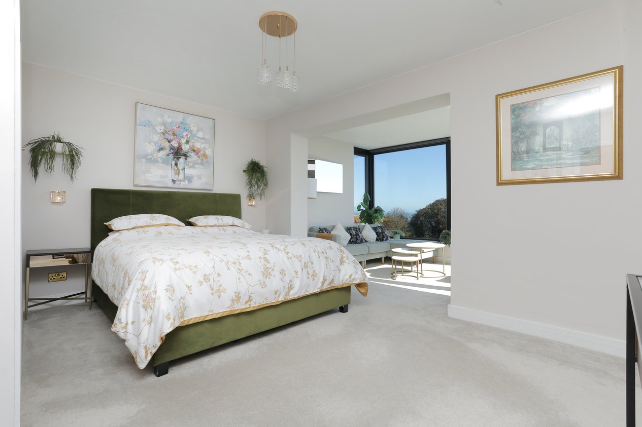 Properties Under Offer in North Foreland Avenue Broadstairs