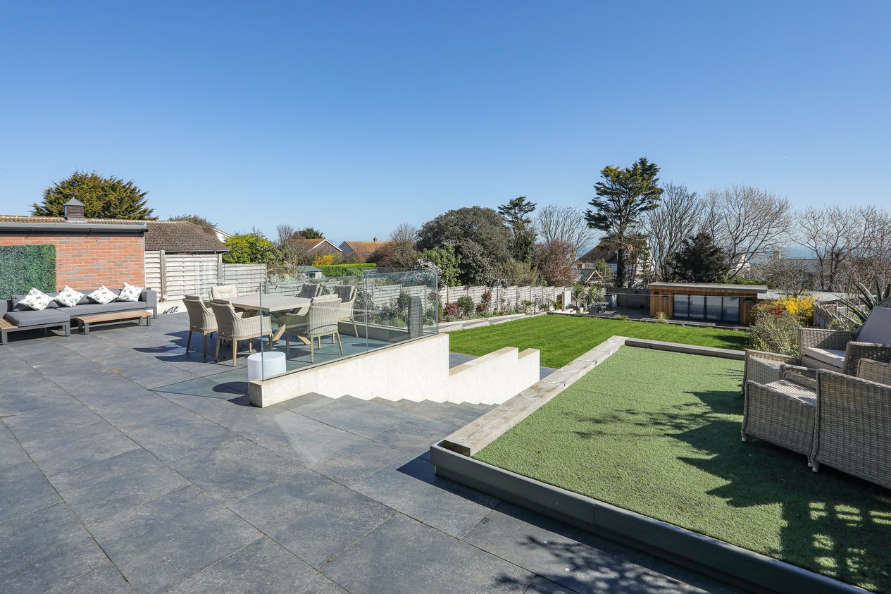 Properties Under Offer in North Foreland Avenue Broadstairs