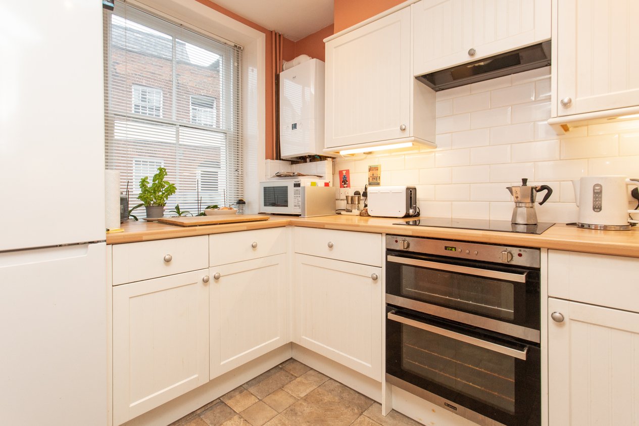 Properties Under Offer in North Lane Canterbury