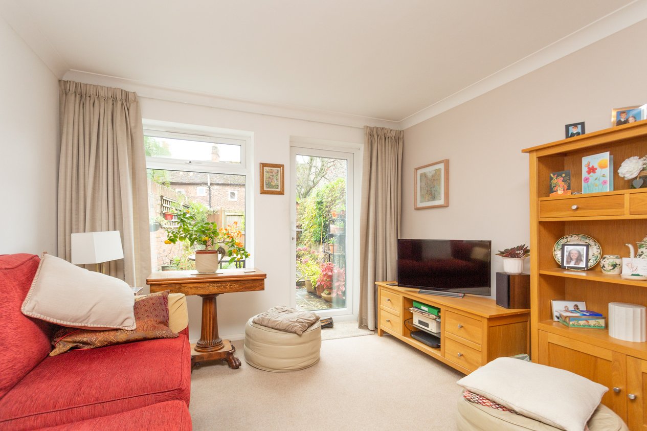 Properties Under Offer in North Lane Canterbury