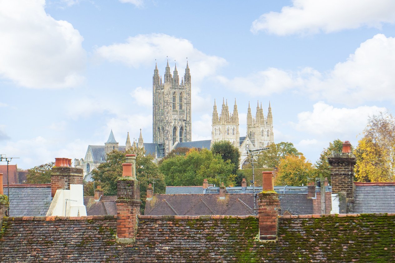 Properties Under Offer in North Lane Canterbury