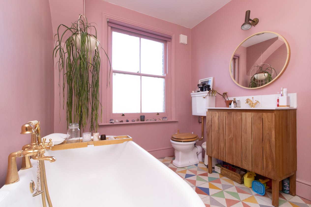 Properties For Sale in Northdown Park Road Margate
