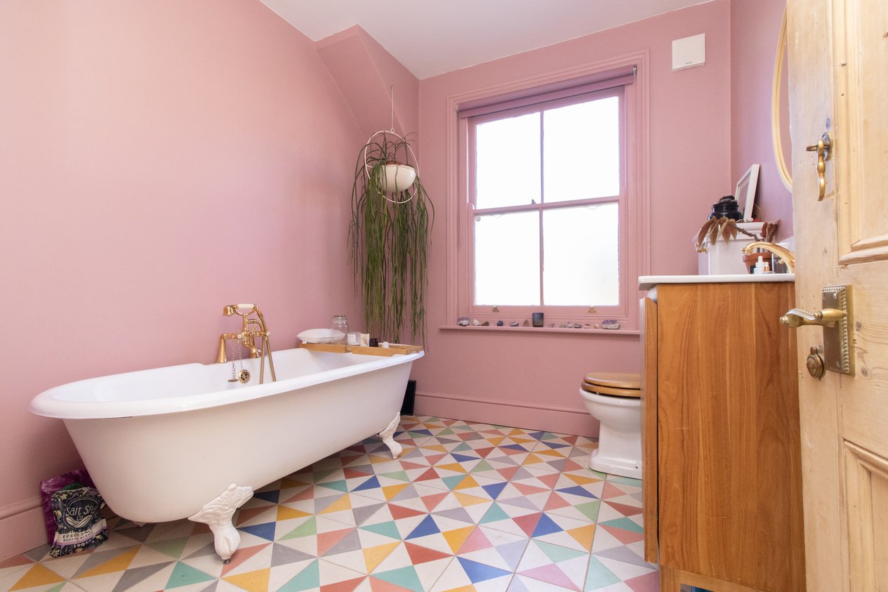 Properties For Sale in Northdown Park Road Margate