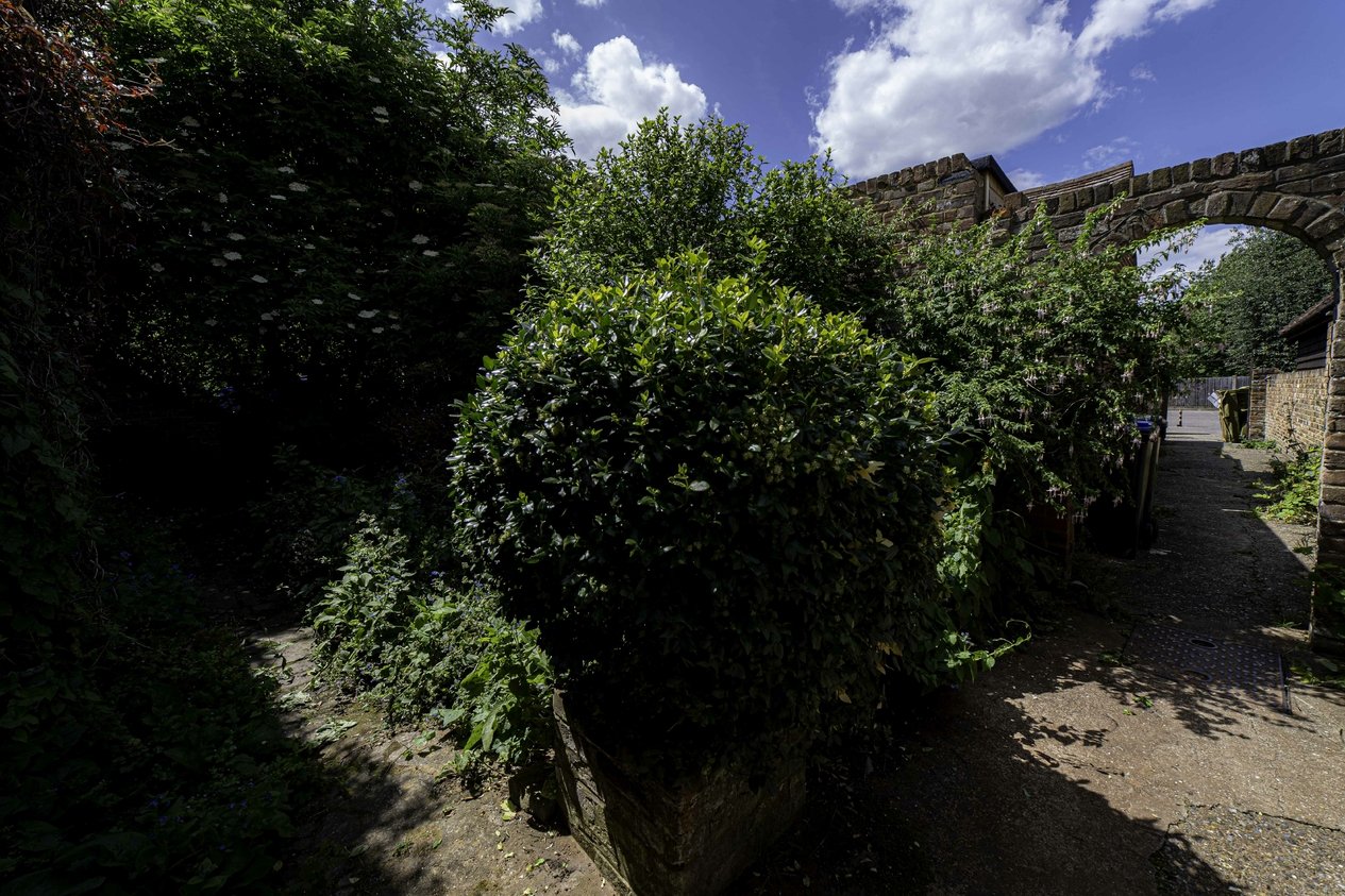 Properties Under Offer in Northgate Canterbury