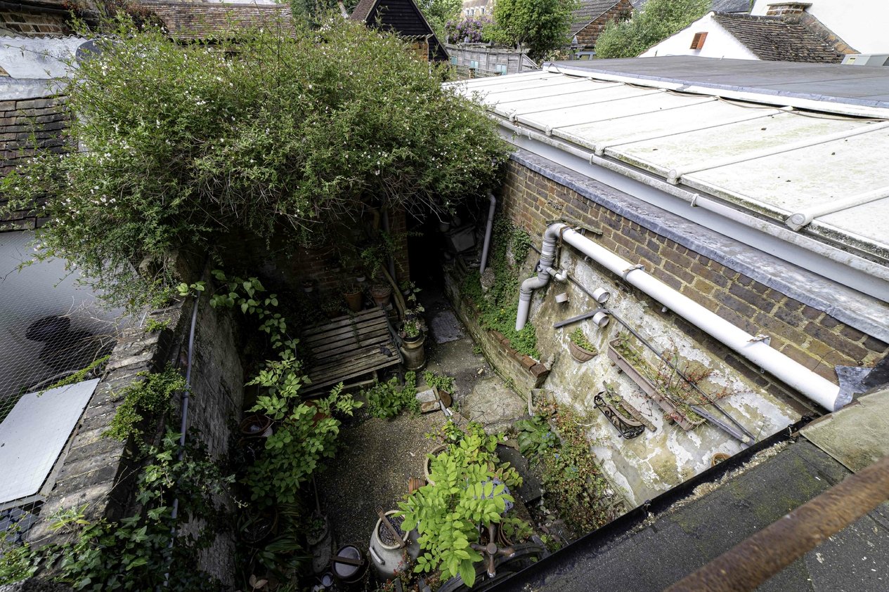 Properties Under Offer in Northgate Canterbury