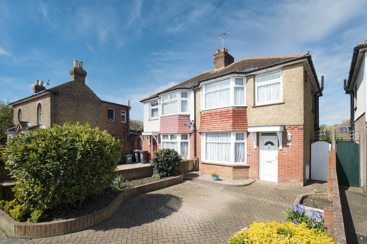 Properties For Sale in Northwood Road Broadstairs