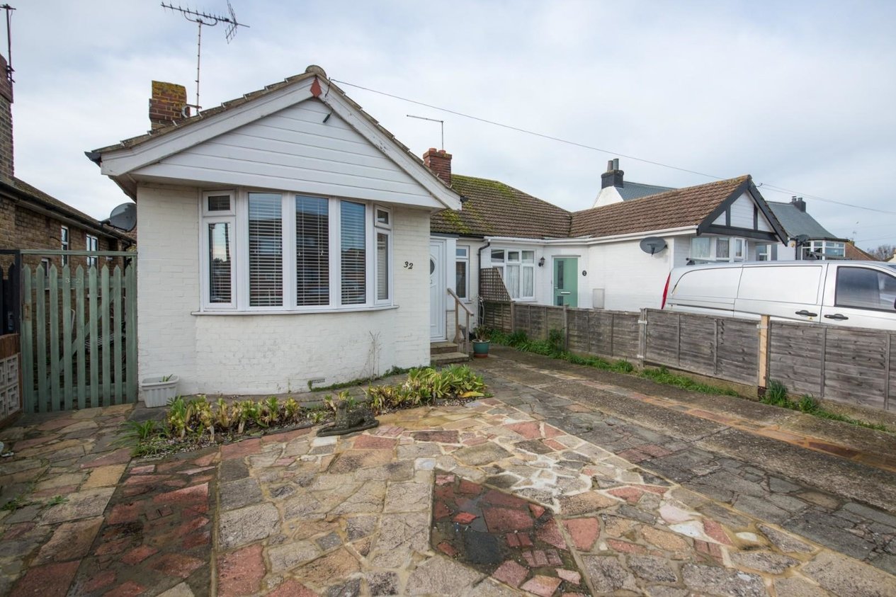Properties Sold Subject To Contract in Northwood Road 