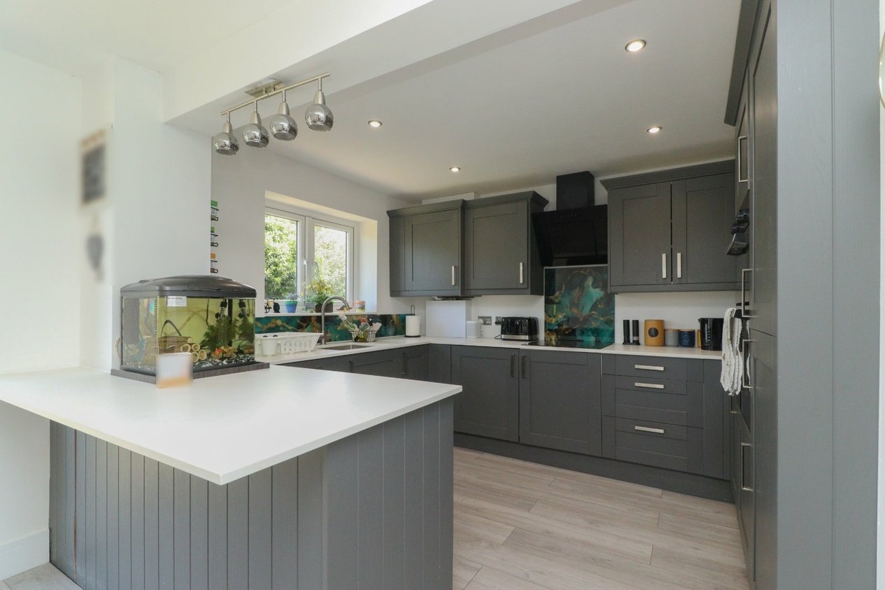 Properties Under Offer in Nottingham Road Birchington