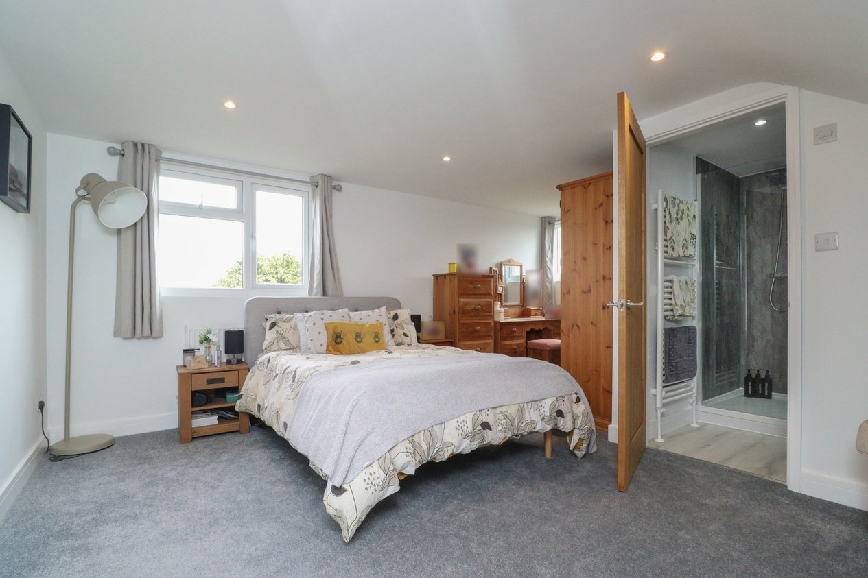 Properties Under Offer in Nottingham Road Birchington