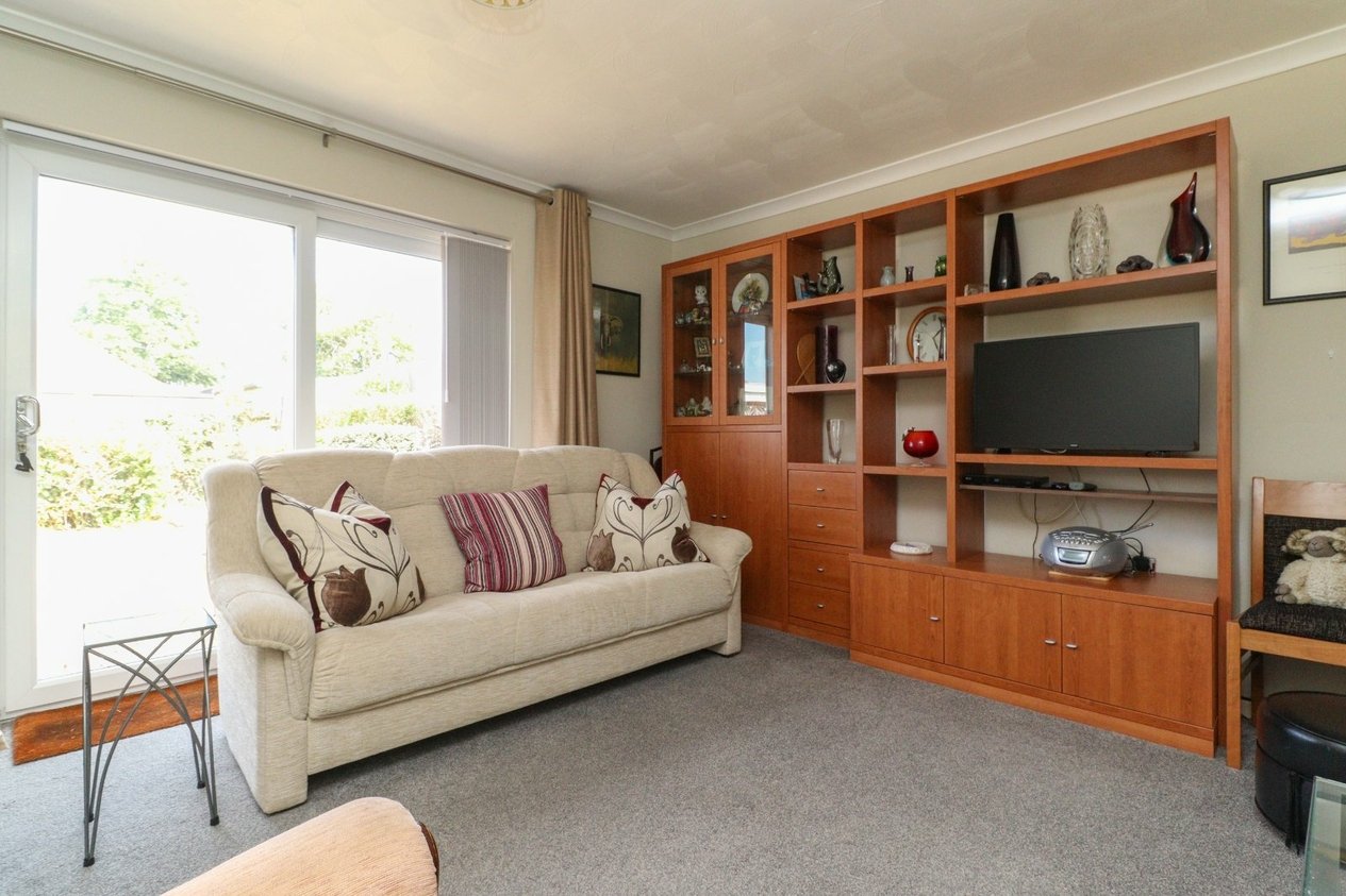 Properties Under Offer in Nottingham Road Birchington