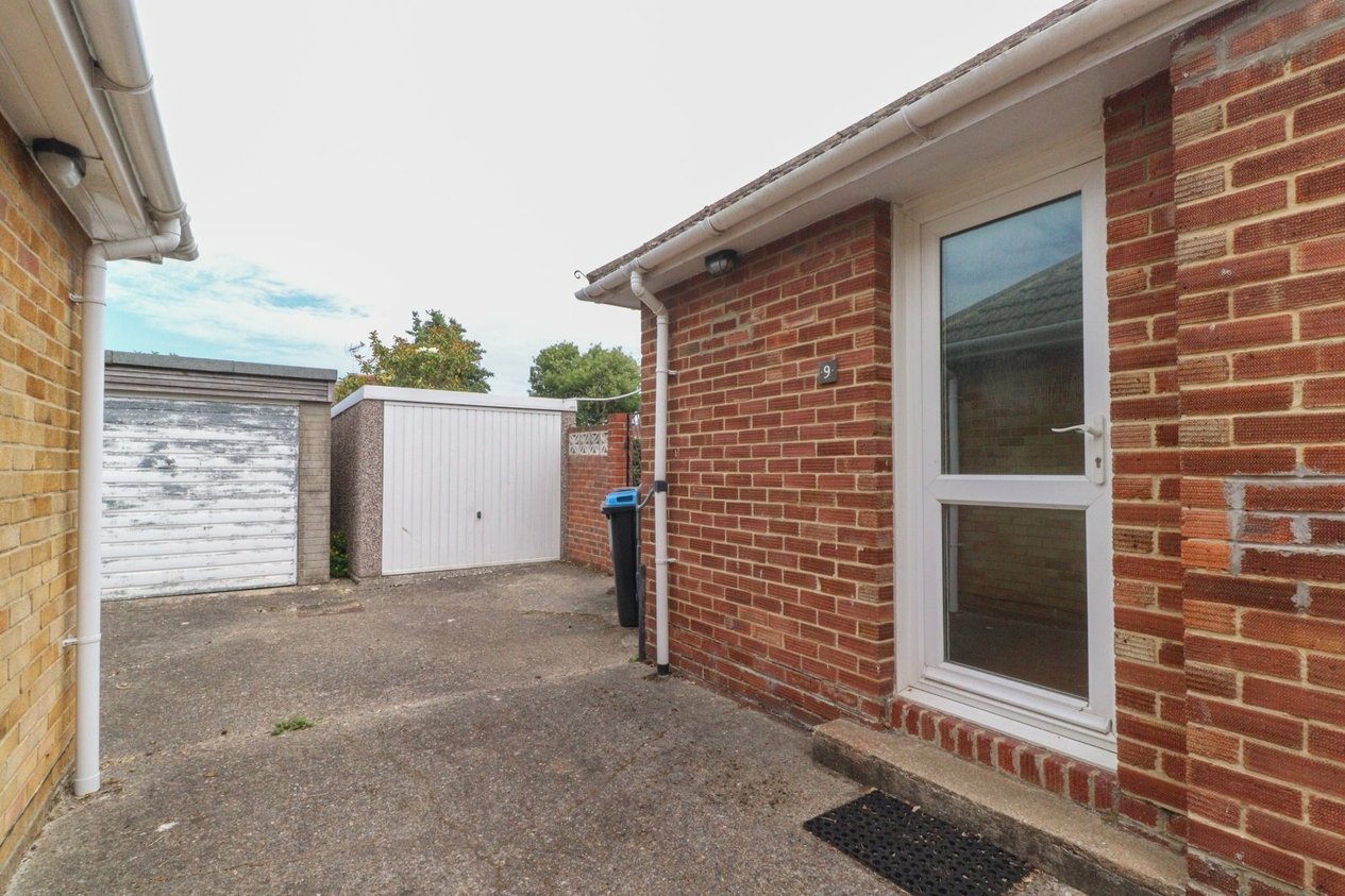 Properties Under Offer in Nottingham Road Birchington