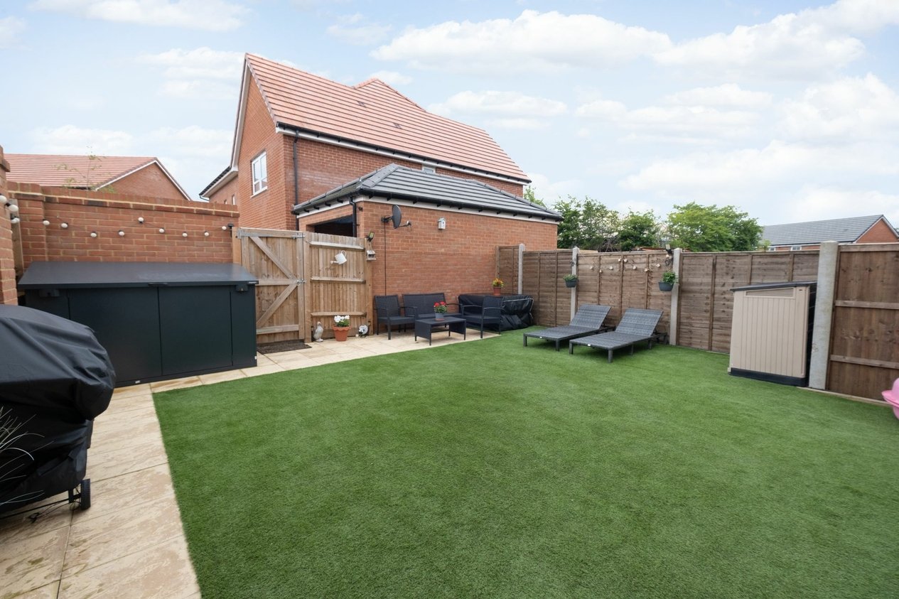 Properties For Sale in Nutwood Avenue  Sturry