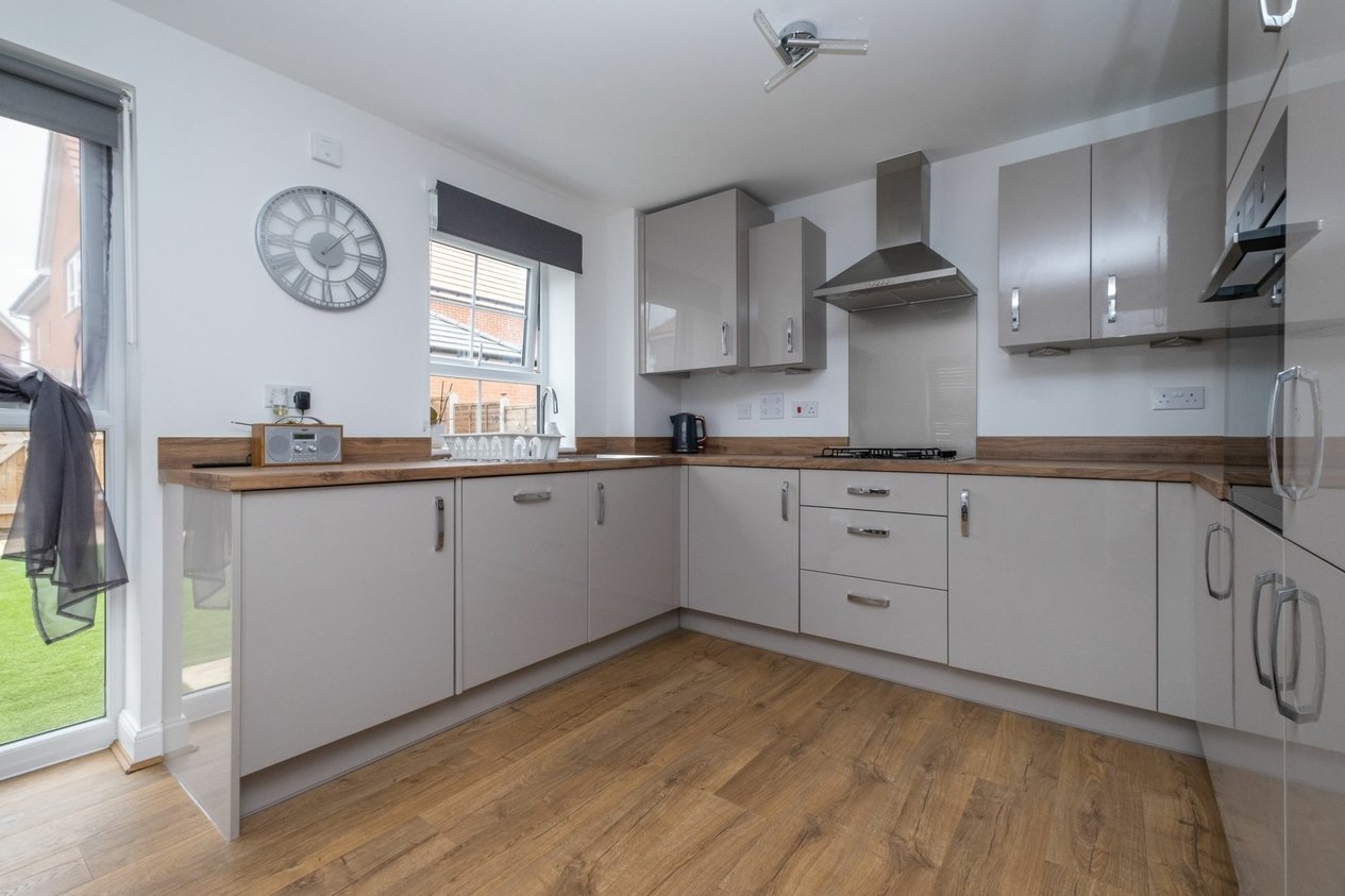 Properties For Sale in Nutwood Avenue  Sturry