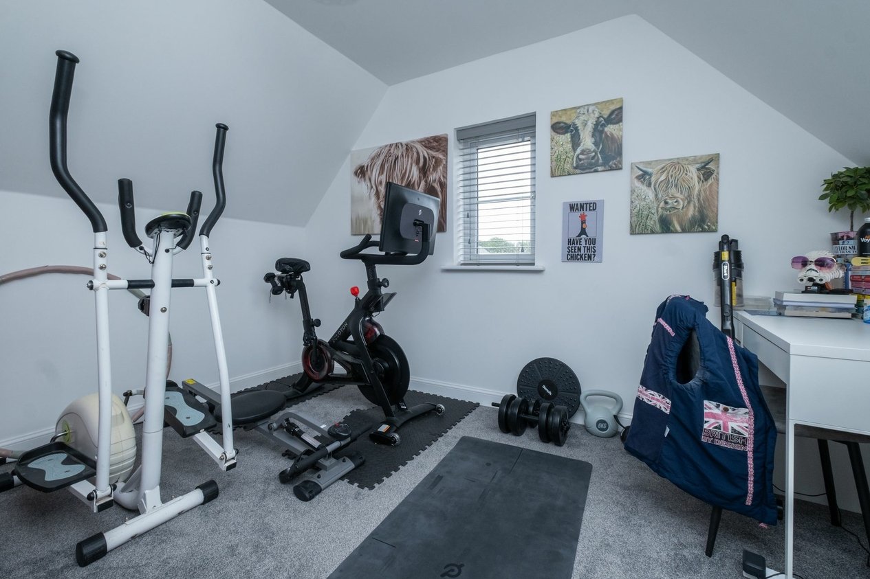 Properties For Sale in Nutwood Avenue  Sturry