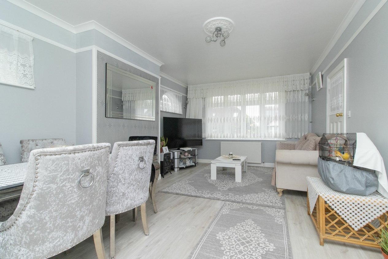 Properties For Sale in Oakdale Road  Herne Bay