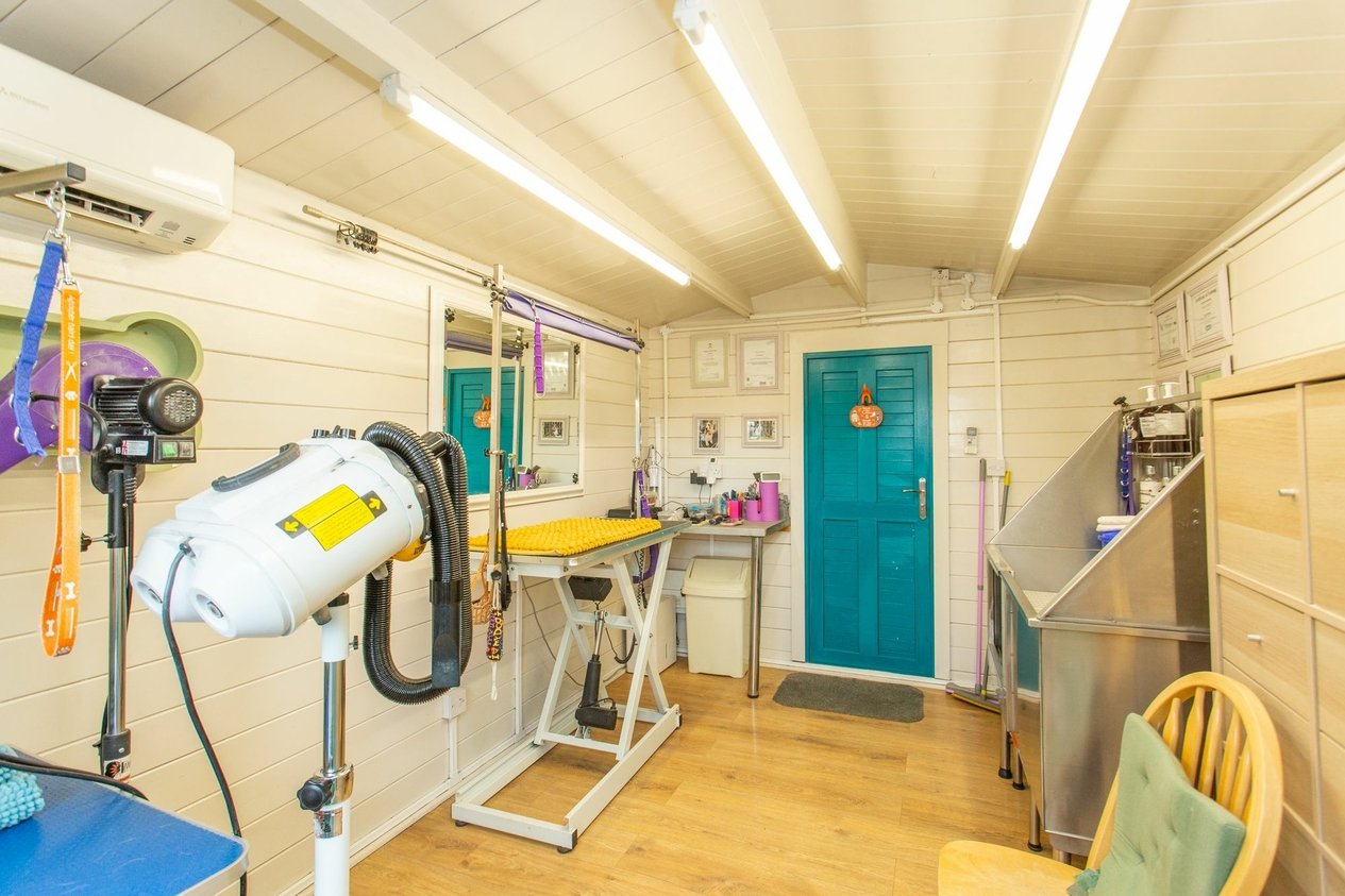 Properties For Sale in Oakdale Road  Herne Bay