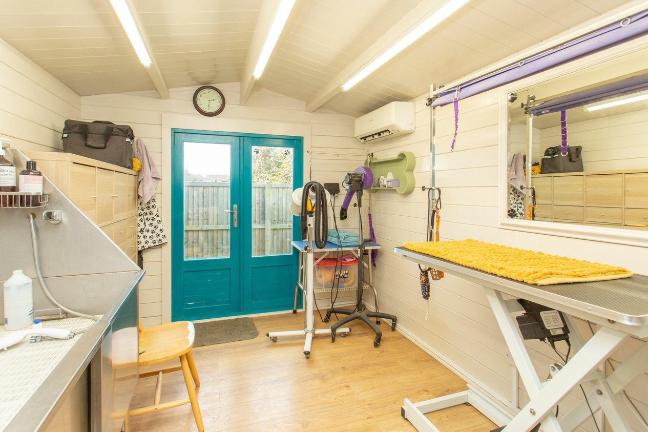 Properties For Sale in Oakdale Road  Herne Bay