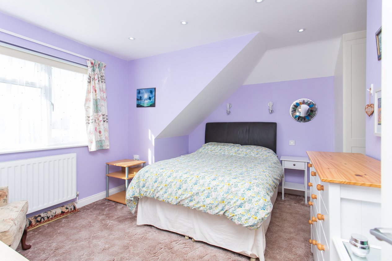 Properties Under Offer in Oakdale Road Herne Bay