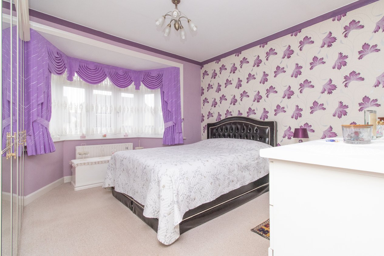 Properties For Sale in Oakdale Road Herne Bay