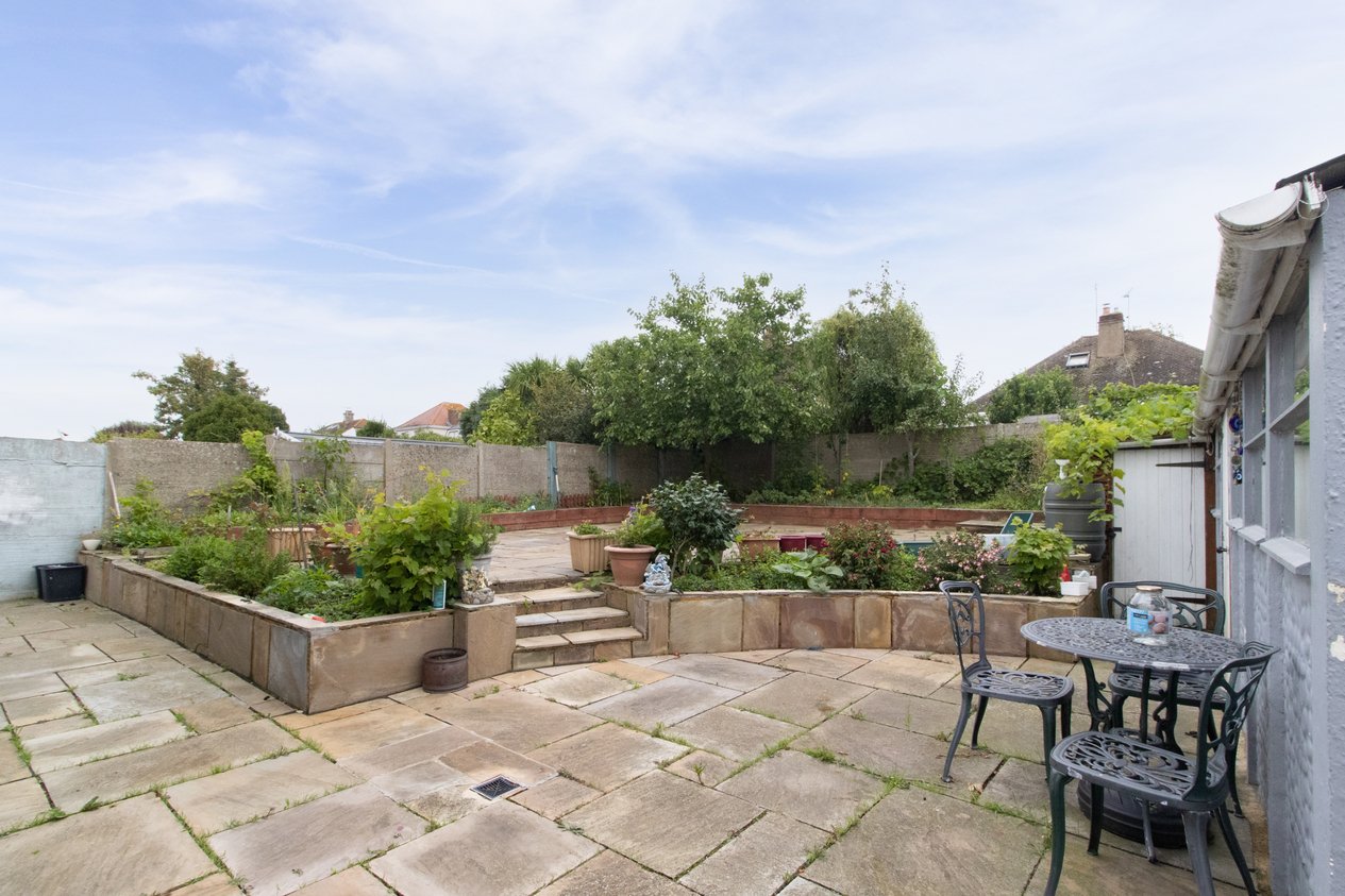 Properties For Sale in Oakdale Road Herne Bay