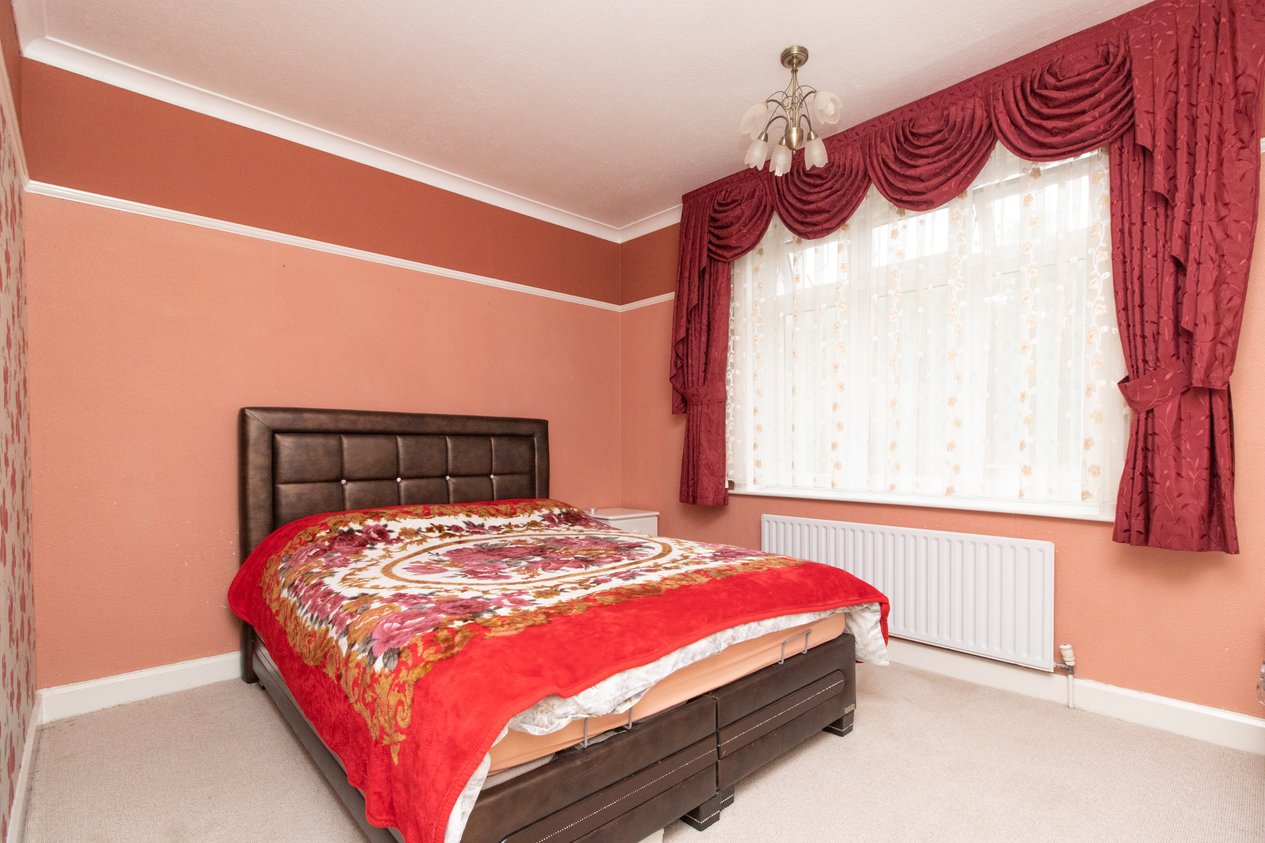 Properties For Sale in Oakdale Road Herne Bay