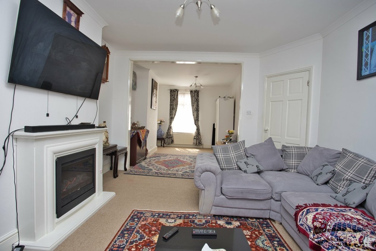 Properties For Sale in Oaks Road Folkestone
