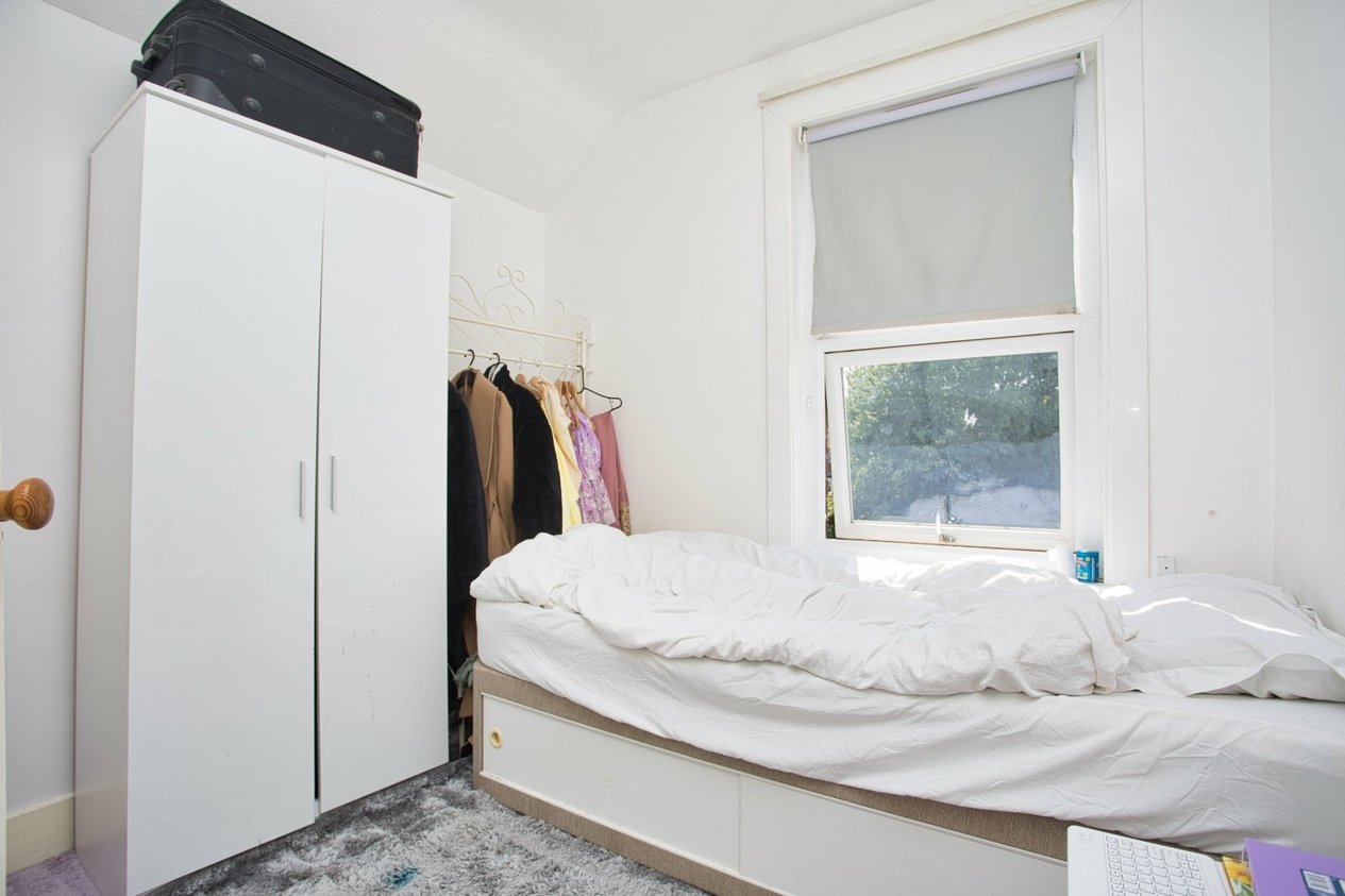 Properties For Sale in Oaks Road Folkestone