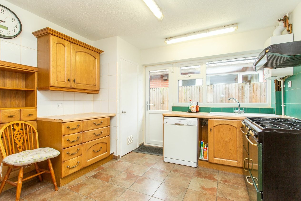 Properties For Sale in Oakwood Drive  Whitstable