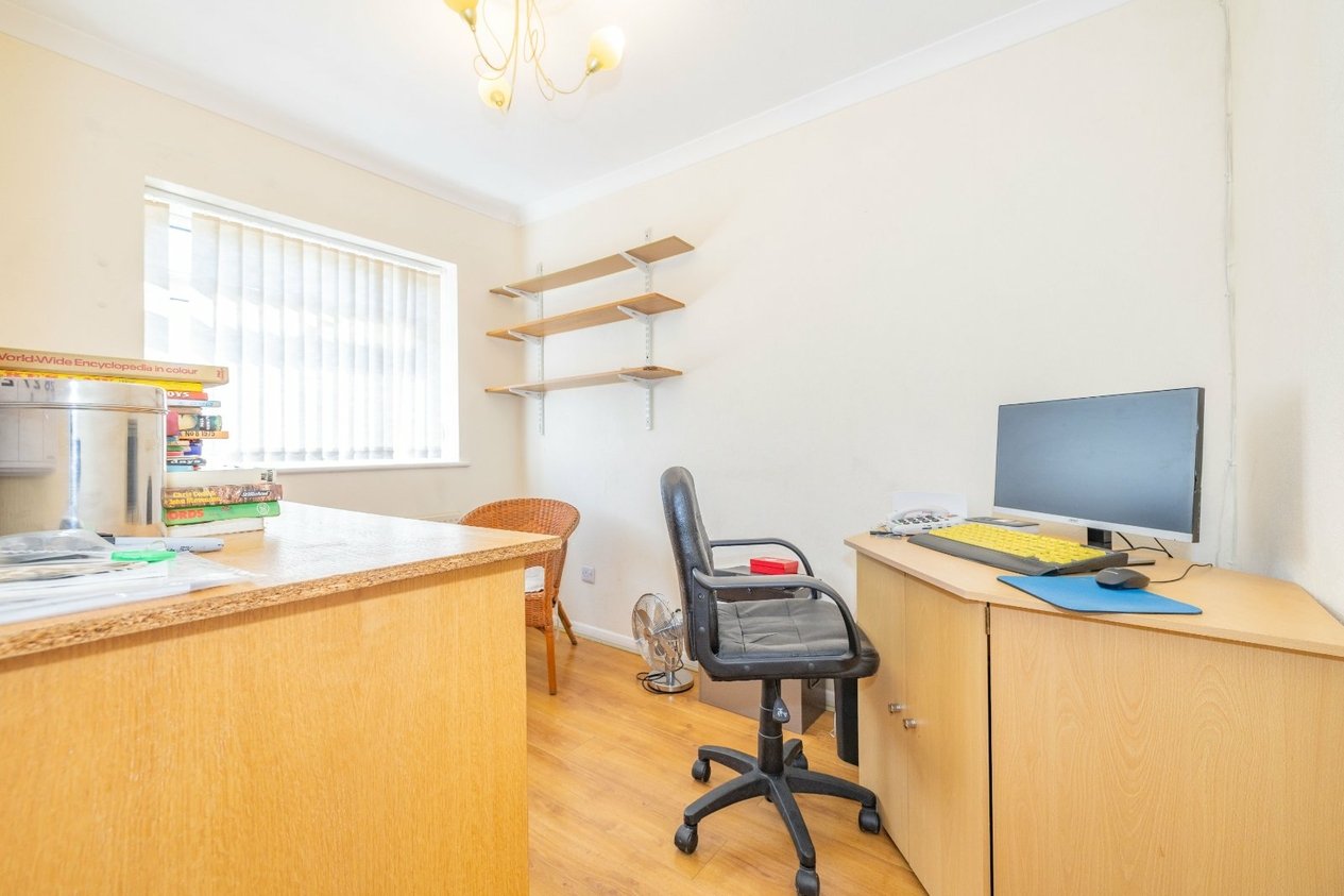 Properties Under Offer in Oakwood Road Sturry
