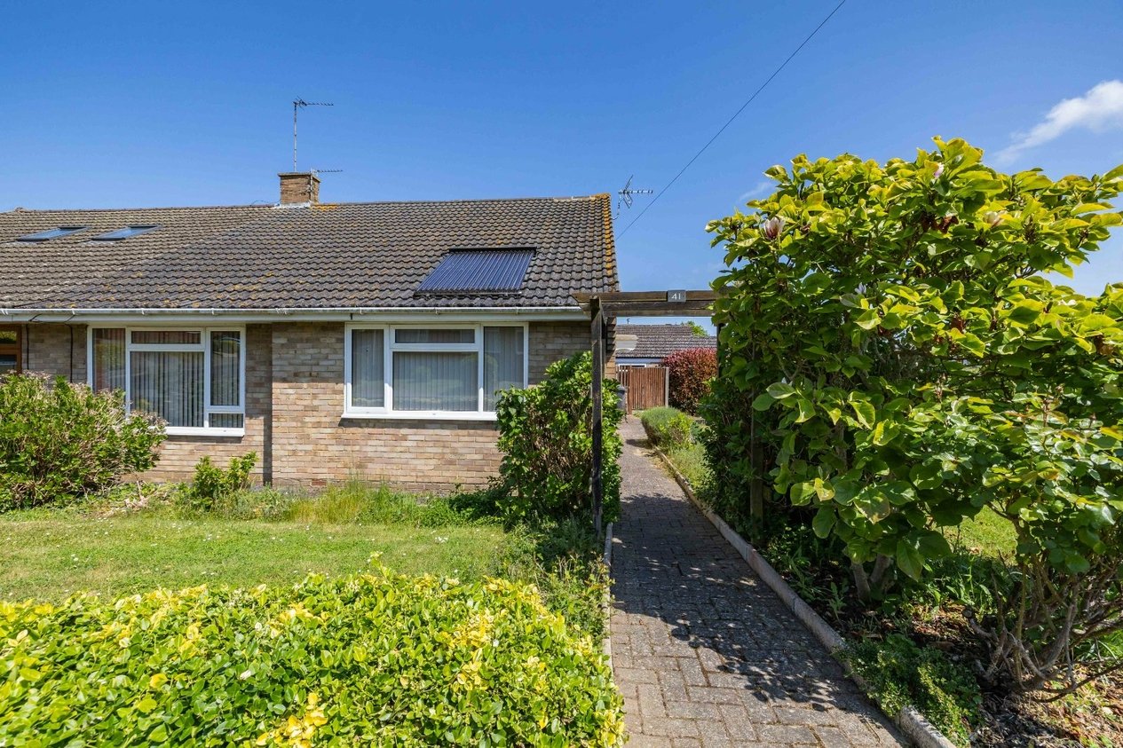 Properties Under Offer in Oakwood Road Sturry