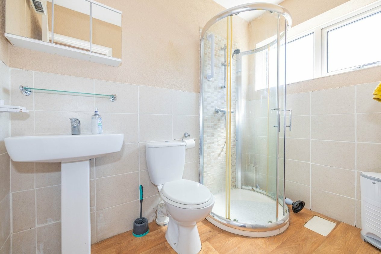 Properties Under Offer in Oakwood Road Sturry