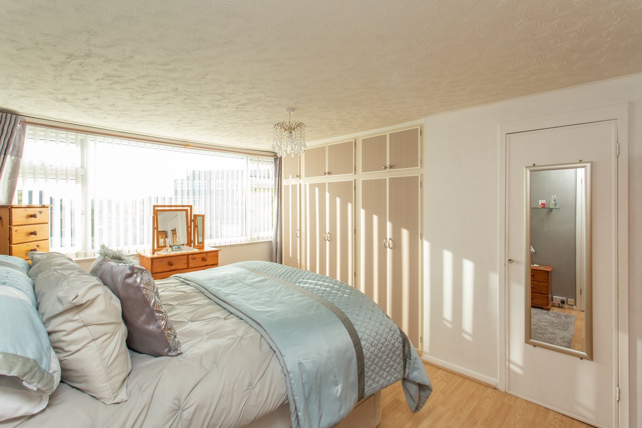 Properties Under Offer in Oakwood Road Sturry