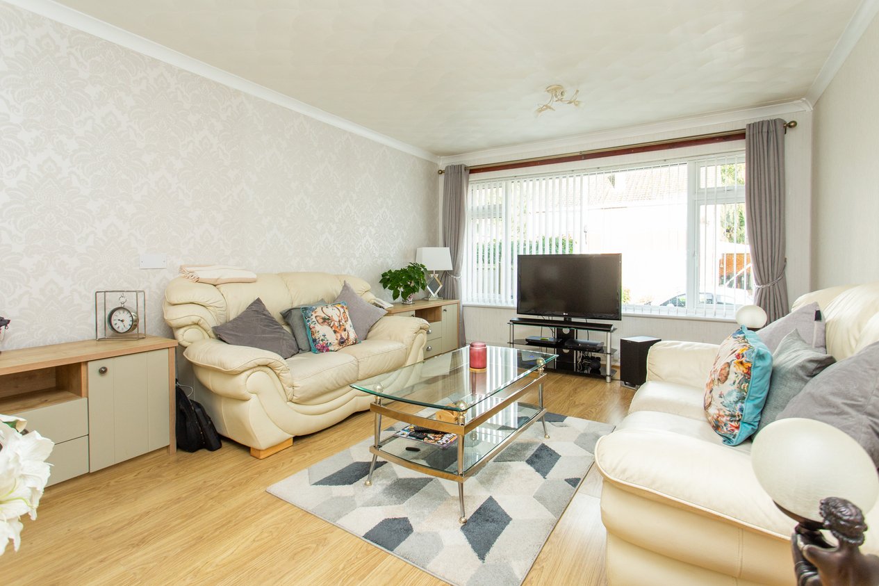 Properties Under Offer in Oakwood Road Sturry