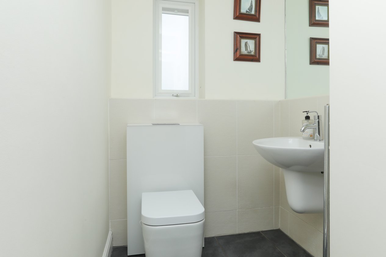 Properties Under Offer in Ocean Close Birchington