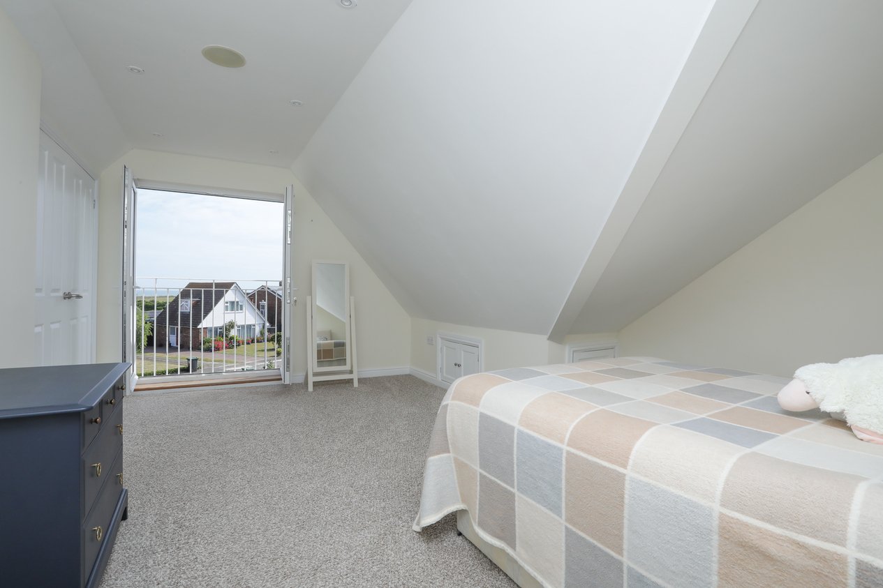 Properties Under Offer in Ocean Close Birchington